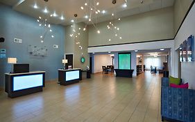 Holiday Inn Express & Suites Birmingham South - Pelham By Ihg